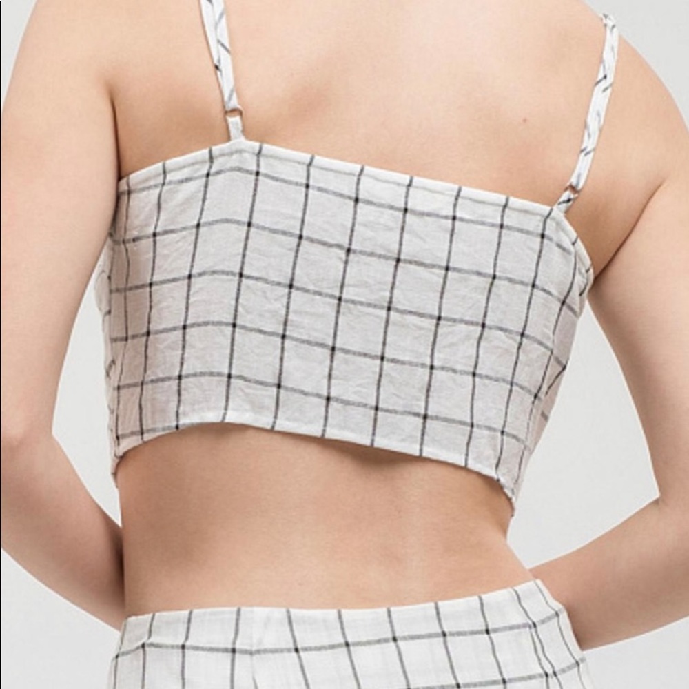 LYDELLE SET TOP - Picture 2 of 6
